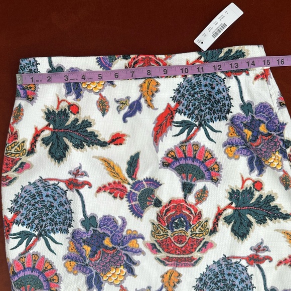 J Crew Brand New With Tags Colorful Cotton Paisley Trumpet Skirt Size 6 - Picture 3 of 11